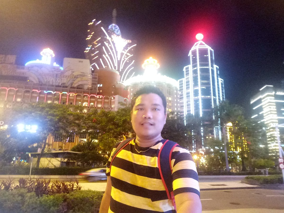 JeraldQuibzEbol's tweet photo. #WhenInMacau https://t.co/VnEMm88ODX