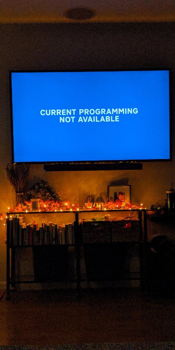 AaronSholl's tweet image. WTF #PSVue?!?  I know you&apos;re leaving soon but I wanted to watch the #SJSharks tonight 😢