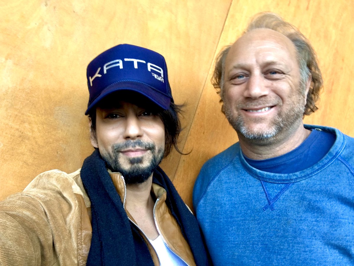 Scott_Krinsky's tweet photo. These magnets keep running into each other @Vik__Sahay . Post screening. #jeffster  #chucknbc https://t.co/FGnxHnFGTi