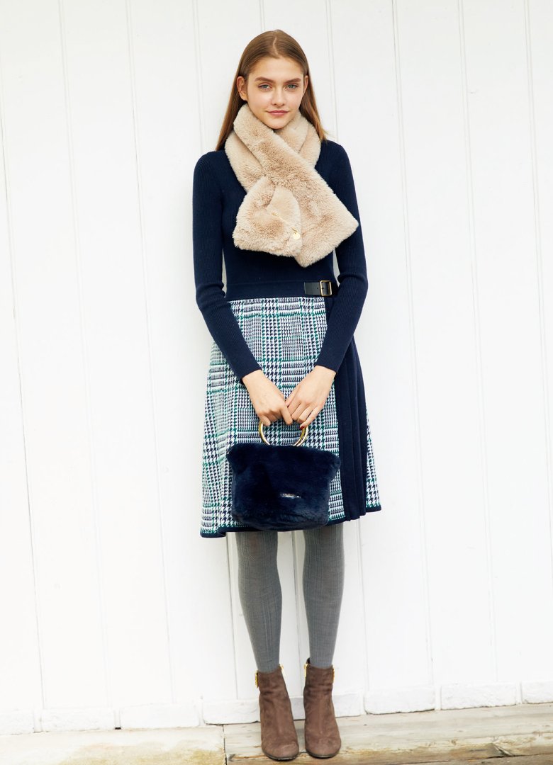 Blue Label Crestbridge この秋のブルーレーベルにはニットワンピース がバリエーション豊富に入荷しています シンプルなデザインからブルーレーベルならではのチェック柄まで どれがみなさんお好きですか クレストブリッジ