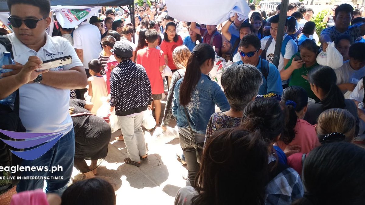 EagleNews's tweet photo. Lingap sa Mamamayan for quake-affected victims in Davao del Sur. Via Mark Cornell Terante, Eagle News

#eaglenews https://t.co/D1bjyoLTrc