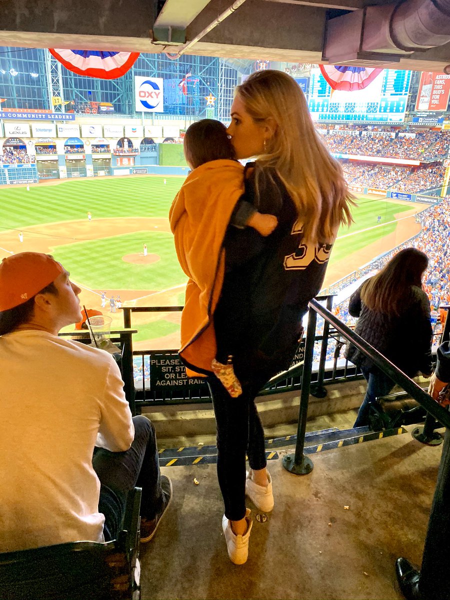 Kate Upton tweet media