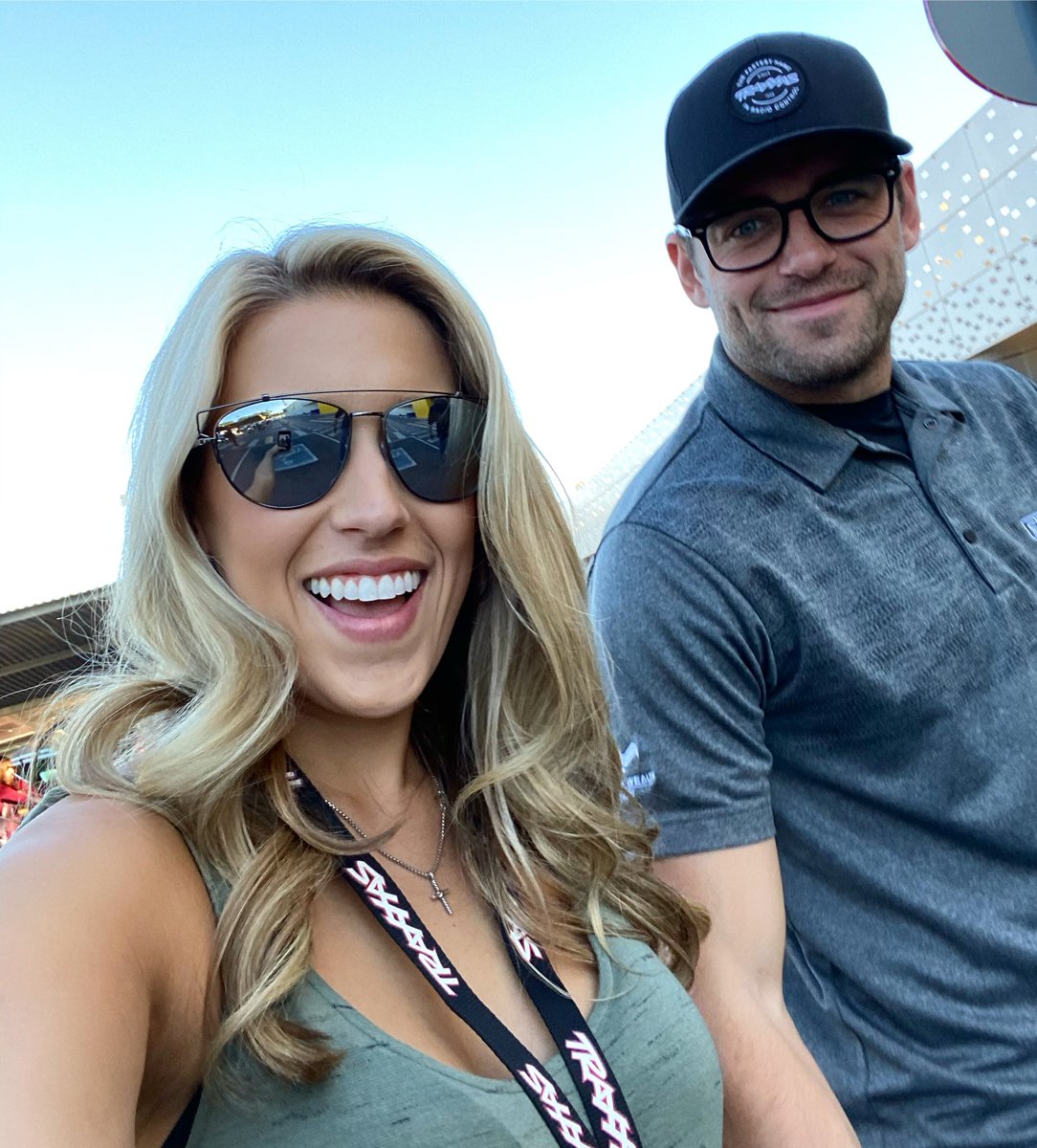 Taylor Nicole tweet media