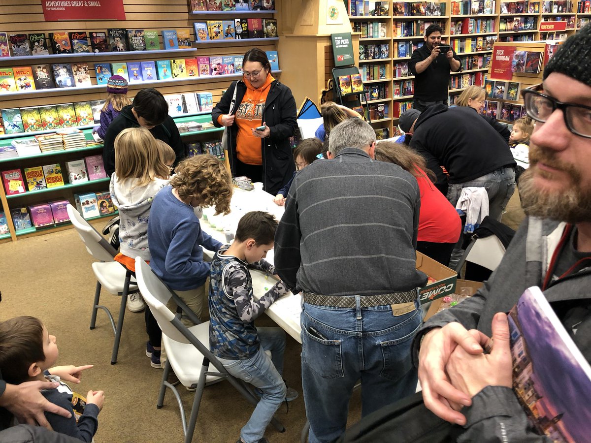 aud_drew's tweet photo. Very fun evening at Turnagain Elementary’s Barnes and Noble Book Fair! Mention our school if you shop there in the next 5 days. Thx to all who volunteered. #TurnagainLib #TPAWS https://t.co/dj60rEkh0m
