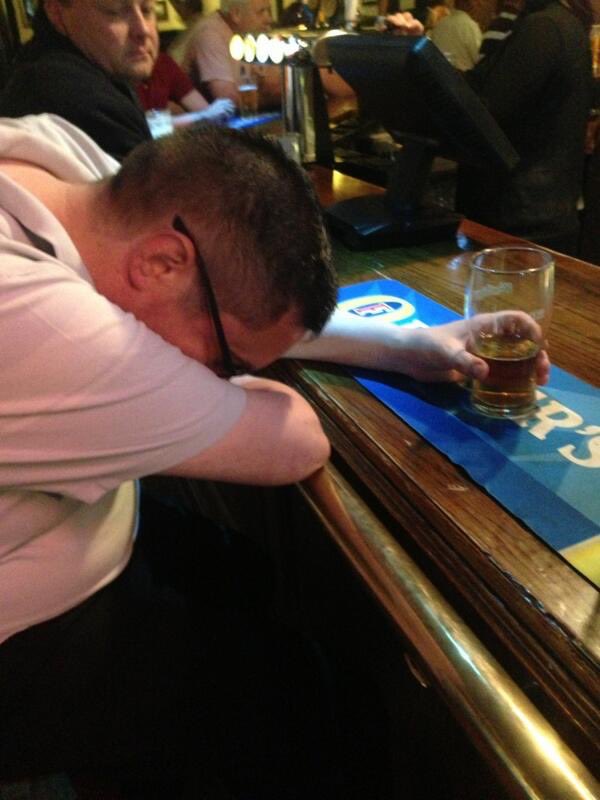 gaz_147's tweet photo. @snookerbacker @ClassicSnookerD @niceguyrichy @thewizardofglos @jaykay3737 @thewizardofglos remember these? Hahahaha #wizardtours #threecockslane https://t.co/nuzqhccJUz
