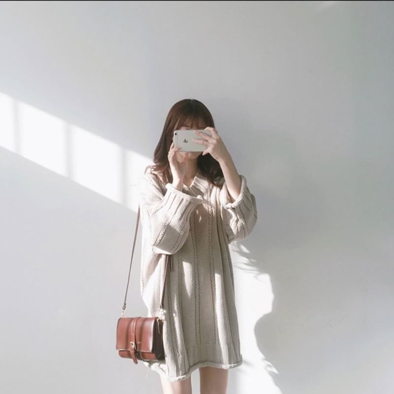 20SSHOP_'s tweet photo. - #สินค้านำเข้าพร้อมส่ง -

FS024

🎀 เดรสไหมพรมถัก ชายม้วน  เหมาะกับใส่ประเทศไทยที่อากาศไม่หนาว

อก/เอว/สพ. 40-52”
ยาว29-32
ต้นแขน15-20”
รอบแขน10-18”

3สี ครีม ดำ เลือดหมู 

🛒 Price ; 270฿ ส่งฟรี

#เสื้อผ้าแฟชั่น #เสื้อไหมพรม #เดรส #เดรสไหมพรม #เดรสไหมพรมถัก #20sshop_costume https://t.co/gS534lbB0W