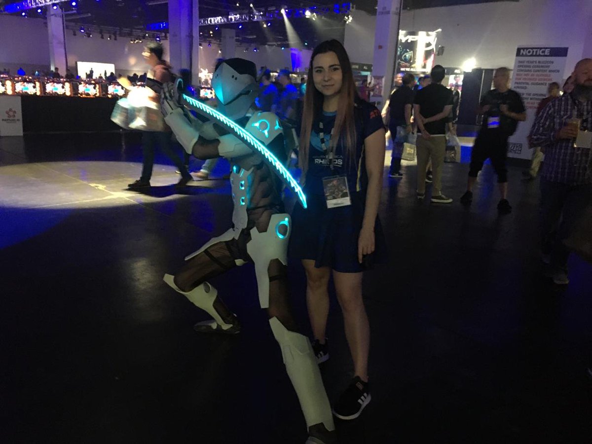 We're having a grand time at Blizzcon! What does everyone think of #Overwatch2? :O
