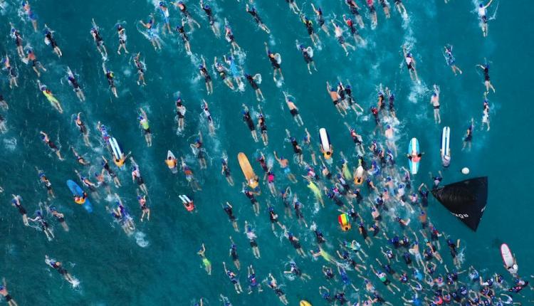 Campeón del Mundo de <a href="/IRONMANtri/">IRONMAN Triathlon</a>  IRONMAN GE en Kona desposeido de su título triatlonchannel.com/2019/11/02/jus…