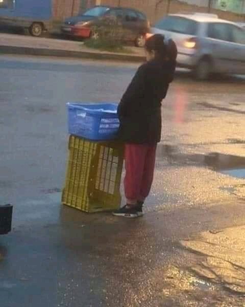 إذا مررت بهم فاشتري منهم فخبزهم نظيف ومعدنهم أنظف وبيوتهم لا يدخلها الحرام