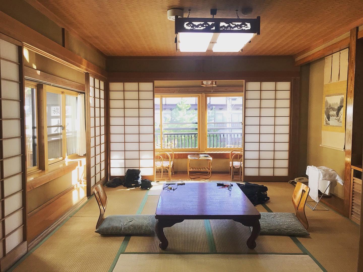 桑舘あずみ ベスパ くまメロ お世話になった旅館も風情があって良かったです 無加水無加熱の100 掛け流しのお宿のお風呂は 熱くて入れないんじゃないかと思っていたけどちょうどいいお湯加減でめちゃくちゃ気持ちよかった 桑舘あずみ ベスパ くまメロ お世話になった旅館も風情があって良かったです 無加水無加熱の100 掛け流しのお宿のお風呂は 熱くて入れないんじゃないかと思っていたけどちょうどいいお湯加減でめちゃくちゃ気持ちよかった