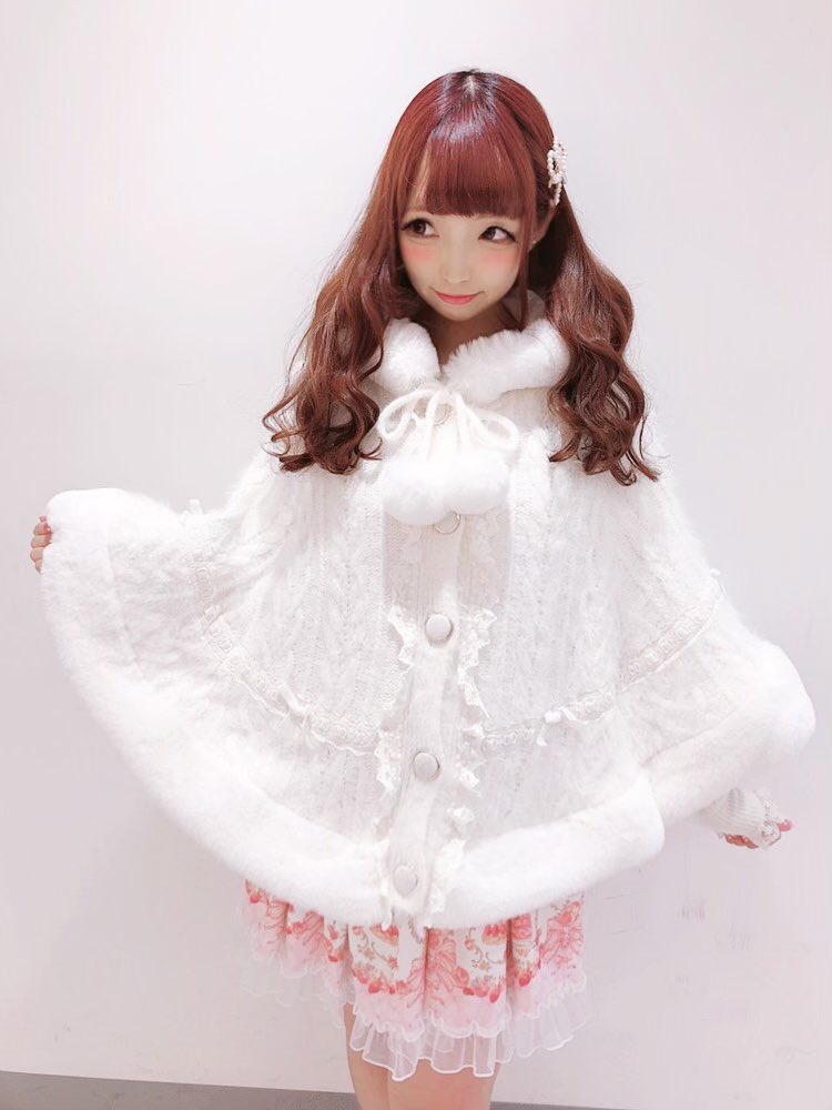 ⑅୨୧ 新宿ALTA店♡新作item ୨୧⑅* 毎年大人気💕のポンチョが