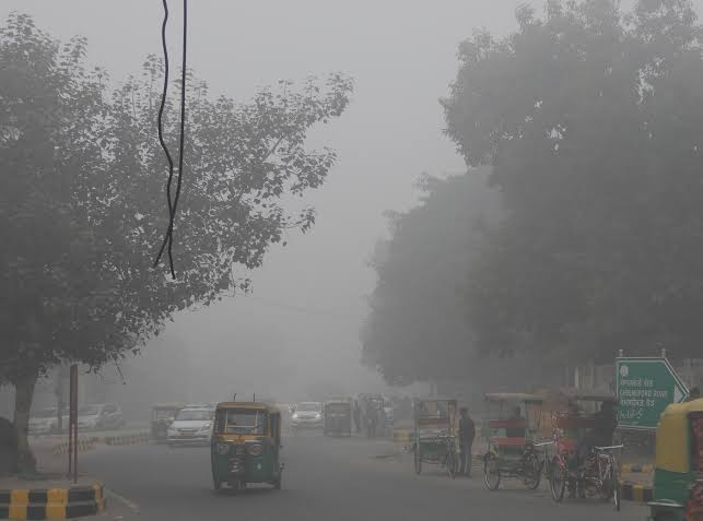 nviTweets's tweet image. Its high time govt took #pollution data seriously, asserts expert
@CSEINDIA @PrakashJavdekar @ArvindKejriwal @PMOIndia

Read Story newsvibesofindia.com/its-high-time-…
#DelhiAirQuality #PrakashJavedkar #DelhiAirEmergency #DelhiPollution #DelhiChokes #DelhiSmog #Pollution #ArvindKejriwal