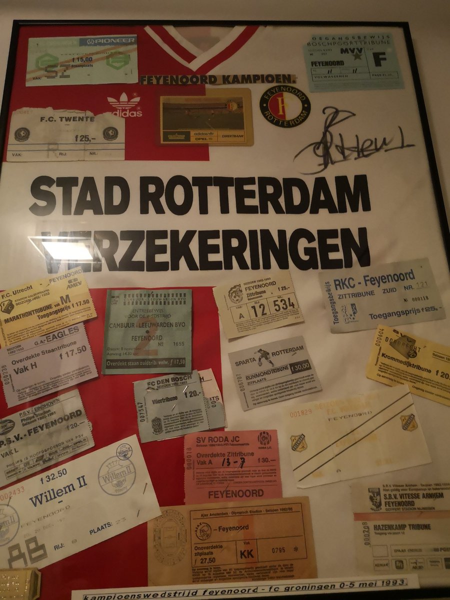 Plakplaat63's tweet photo. @FeyenoordB Ben ze alle 34 geweest
#Feyenoord
Kampioen 's shirt #Ruudheus https://t.co/vskbumoZja