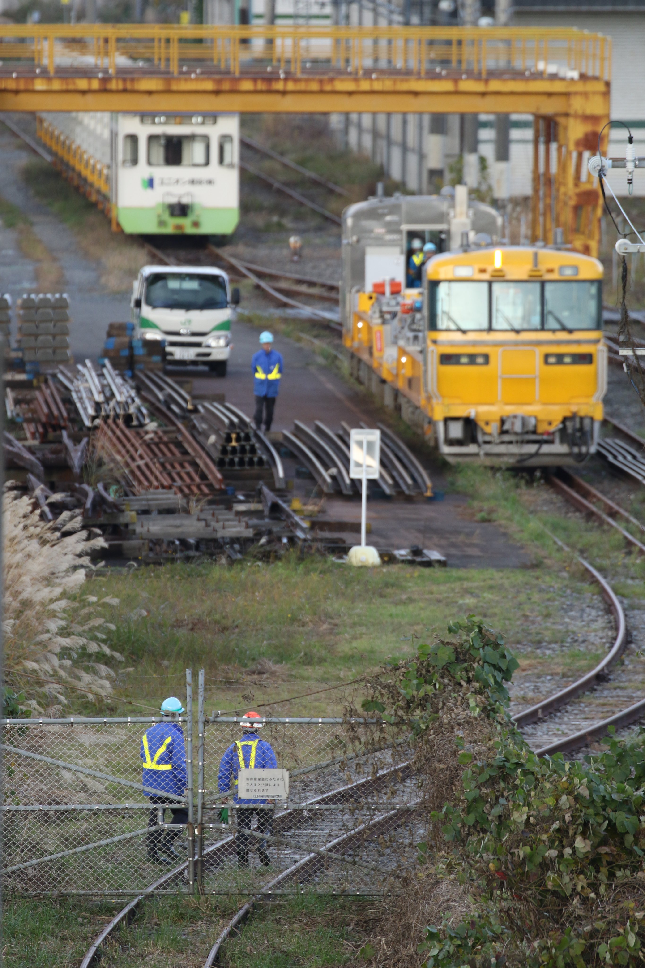 へ ノ ケ Azalea1st両日現地 横取り装置を自走で通過する気動車は初めて見た T Co Onowiqrava Twitter