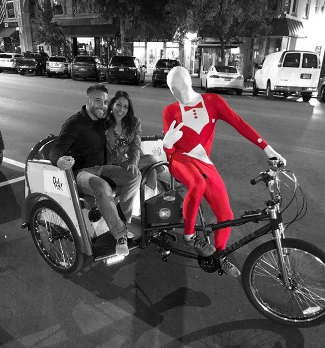 Interested in a fun night and weekend gig in Downtown Manchester? Come pedal our pedicabs, have fun, showcase the city, make decent money and enjoy the warm weather months!

Learn more and reach out at the link below!

buff.ly/33ajaZh