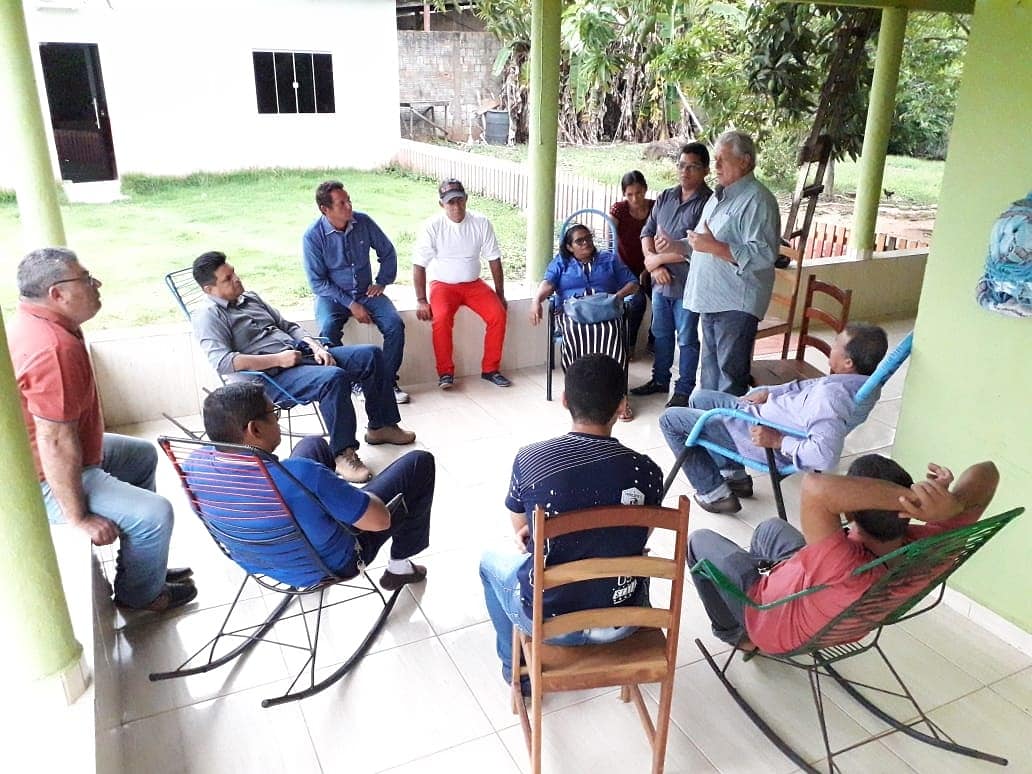 depmanuelmarcos's tweet photo. Olá, amigos! Iniciamos nossa manhã de sábado, 02, participando de um café da manhã na residência do líder político Sebastião Barãozinho.

A reunião contou com lideranças do município de Porto Acre, dentre elas pastores, ex-prefeito, e empresários da cidade.

#EMDEFESADOACRE https://t.co/8gKhc609Po
