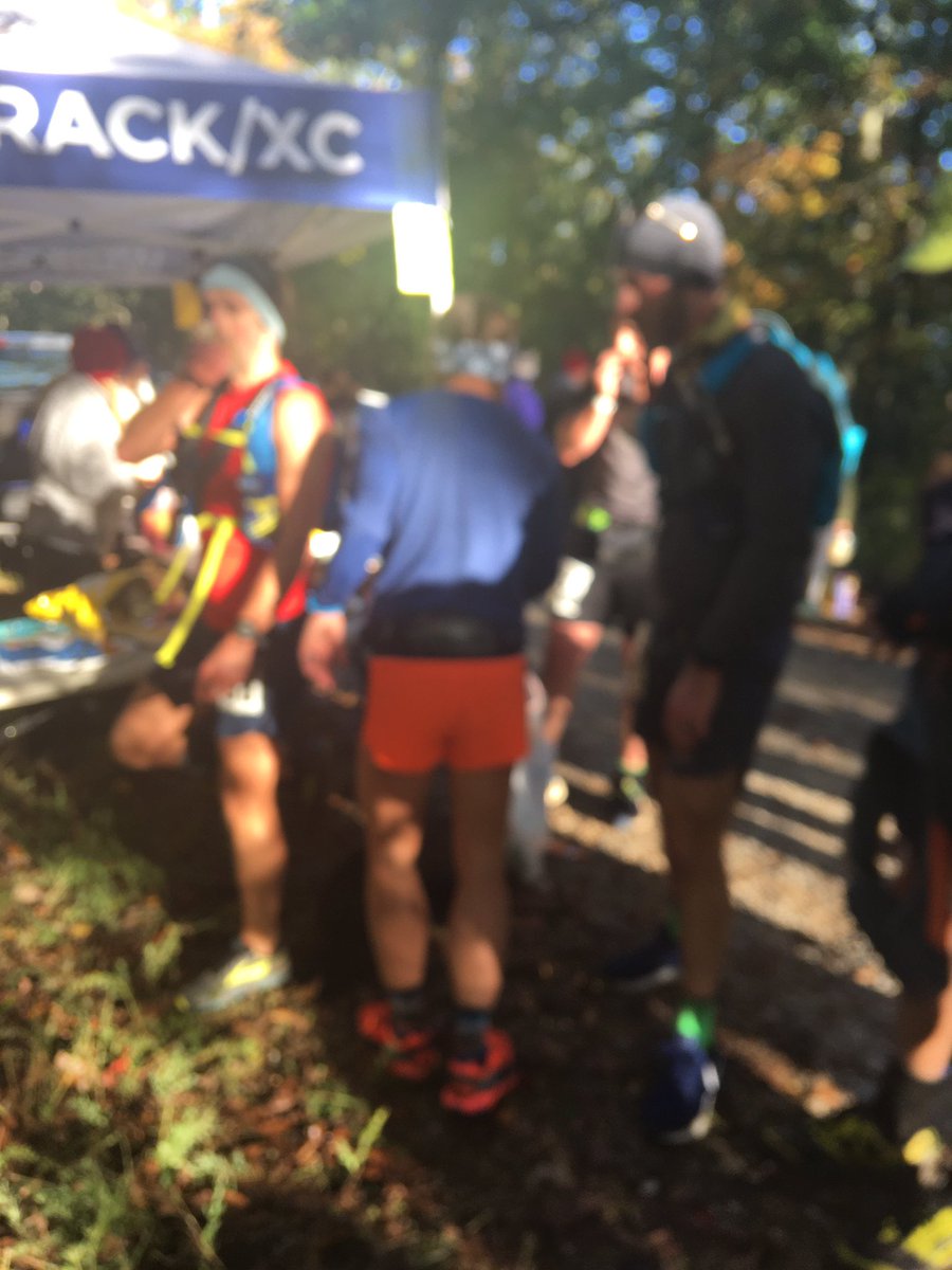 DirtVert's tweet photo. Aid station #1 at #Pinhoti100 and @jenkirk72 and @runlikekel are smiling and looking strong.
Weather is ideal for a loooooooooonnnnmnggggggg run. https://t.co/xuKtnTHSAO