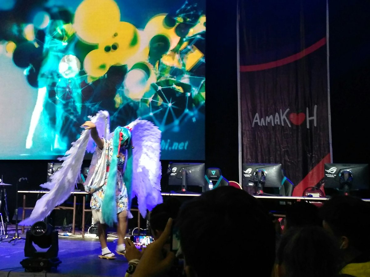 kiri_ire's tweet photo. #almacon #almacon2019

Жаль, стоял далековато. https://t.co/KWKgQRee5i