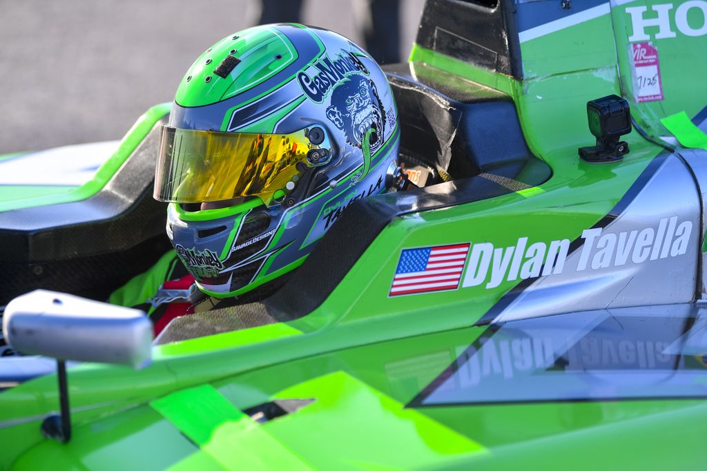 ridewithdylan's tweet photo. It's race day @COTA ❕ 

Race #1:
10:40-11:10AM
(10 laps or 25 minutes)

@F4Championship 
@gasmonkeyenergy
@AllianceRacing2 
#RideWithDylan https://t.co/zSSEsp4xsR
