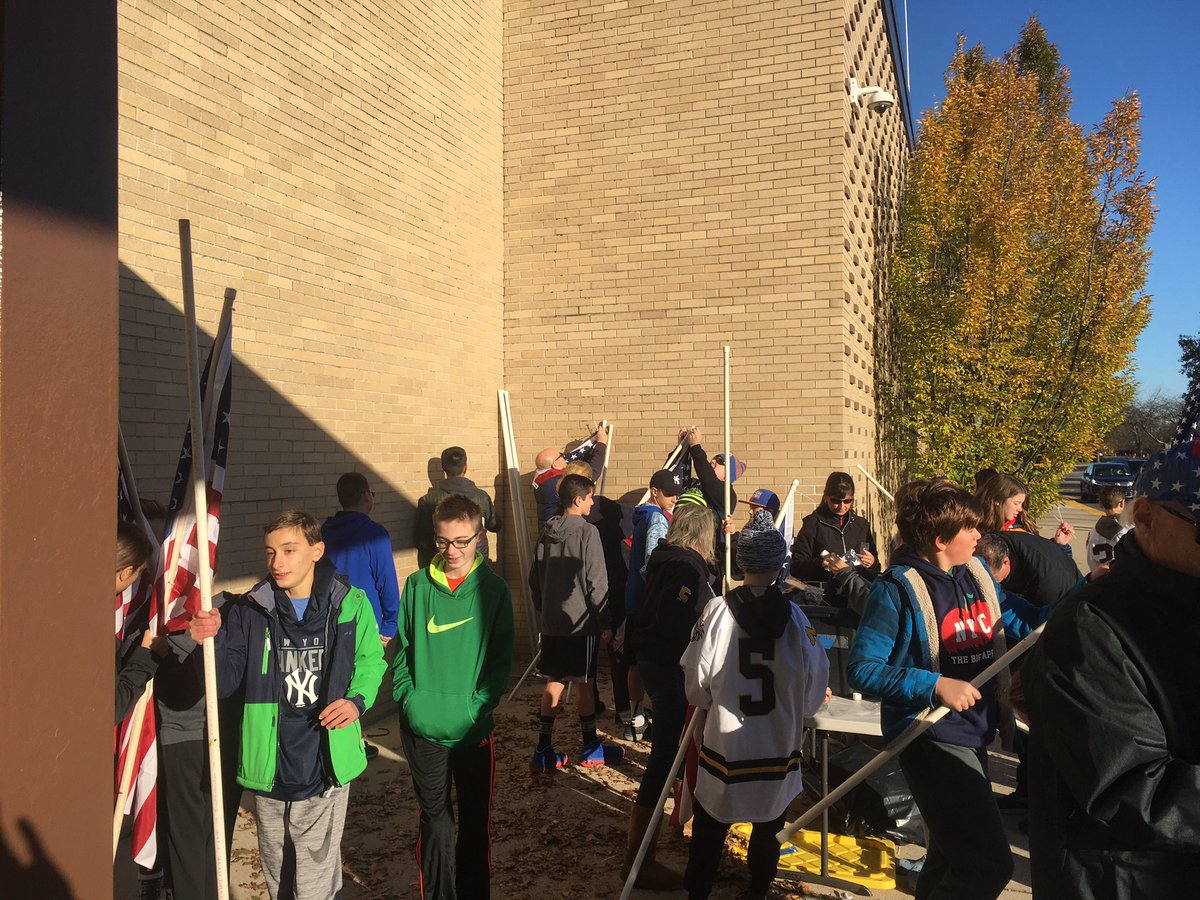 BMS Builders Club tweet media