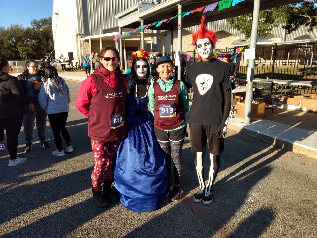 GolatoAndrea's tweet photo. Día de los muertos 5k @CityofSanMarcos @TXSTGradCollege @TXSTWC #RunWithTheGradDeans https://t.co/LmJL6O34KK