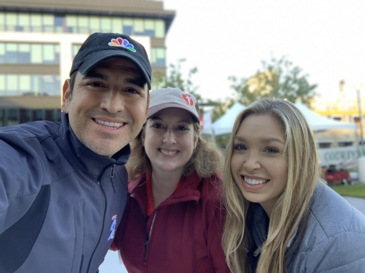 KPRC2Jonathan's tweet photo. Shall we walk? Great time supporting the @American_Heart - Greater Lake Houston Heart Walk!

#GLHWALK https://t.co/6oxpJwJPld