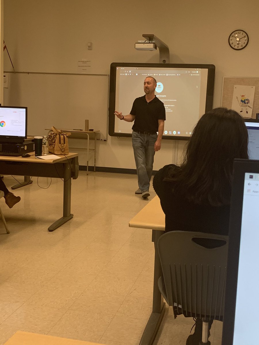 MsShelley102's tweet image. Google Educator Level 1 Certification on this beautiful Saturday morning with the amazing Rich Kiker!!  @rkiker 🤗☀️ #GoogleEducator #Level1Certification #WNYTeachersRock @wnyecc