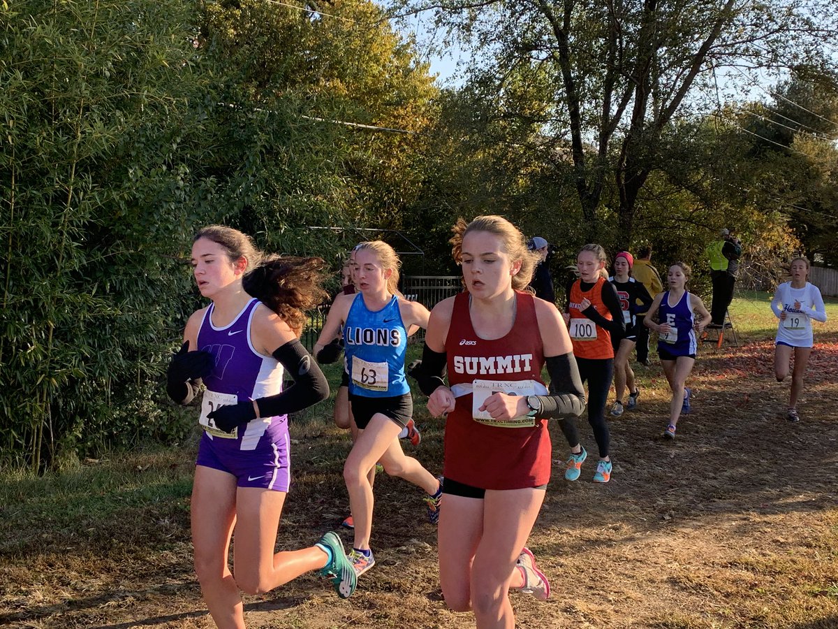 Eureka, Lafayette, Marquette, &amp; Rockwood Summit Girls Cross Country teams running swiftly in today’s sectional competition!  Incredible pace!