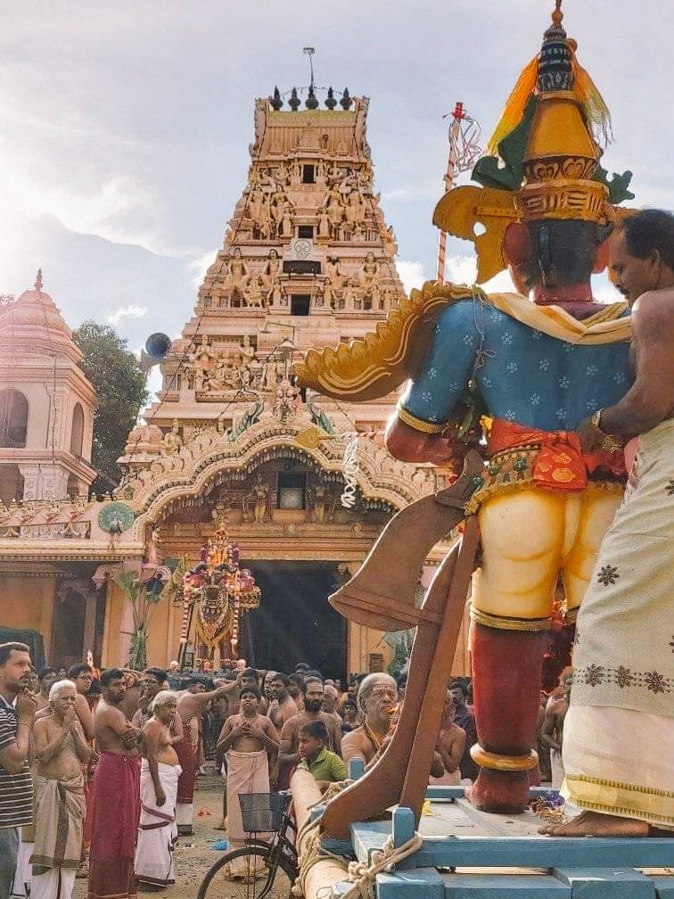 thayabala01's tweet photo. இணுவை கந்தன் சூரசம்ஹாரம்.
#Inuvil #Jaffna https://t.co/DSB82rdcoq