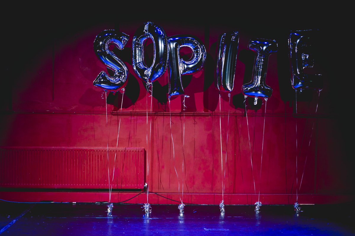 HidingPlaceTC's tweet photo. We had a fantastic night last night at the sharing of SOPHIE. Thankyou to everyone for all your lovely and helpful feedback. Huge thanks to the @TheEdgeMcr for your incredible support. And a massive well done to @emkcurtis We are excited to see what’s next for the show.👭 https://t.co/66fSK7dpYP