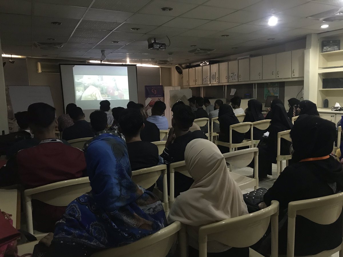 siecjp2019's tweet photo. So this is how we spend our weekend with participants of #citizenjournalism! Watching Peepli live together today, which will be followed by discussion on the media industry and coverage of mental health issues in #karachi #media #journalism @iEARNPAK https://t.co/UAJWZB01IK