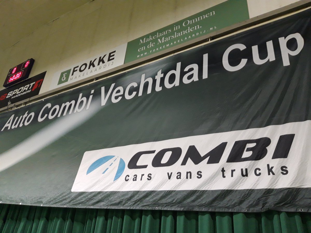 AUTO COMBI VECHTDAL CUP l We zijn weer begonnen met de jaarlijkse <a href="/Gemeentecup/">Auto Combi Vechtdalcup</a> 🙌🏼🎾 met dank ook aan de ballensponsor van het toernooi: <a href="/PrinsSport/">Prins Sport H'berg</a> 🤩🎾