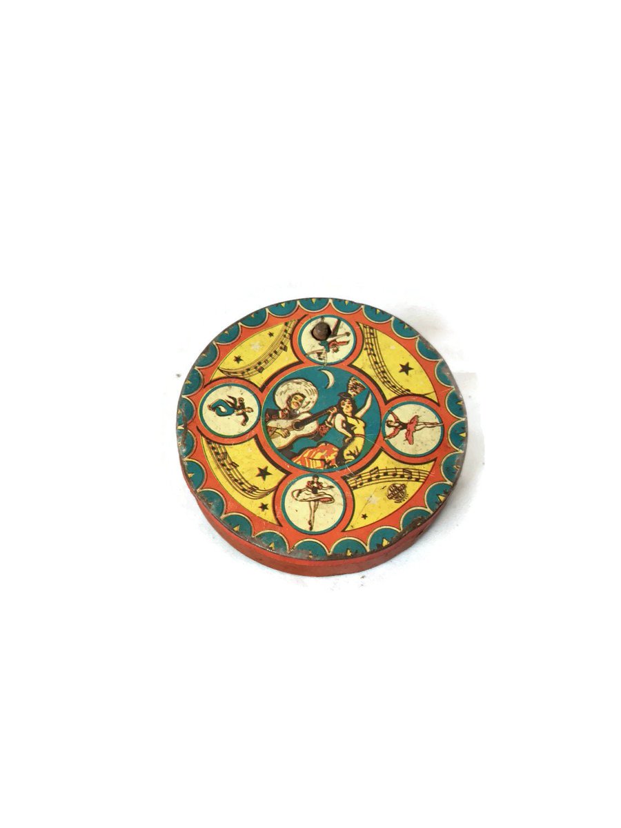 DerBayzVintage's tweet image. Mariachi Theme Tin Toy,  Antique Litho Noise Maker US Metal Toy Mfg Co NY,  Mariachi Player and Dancer Act fast! #antiquetoy #antiquetin #noisemetal etsy.me/2yLlKKH