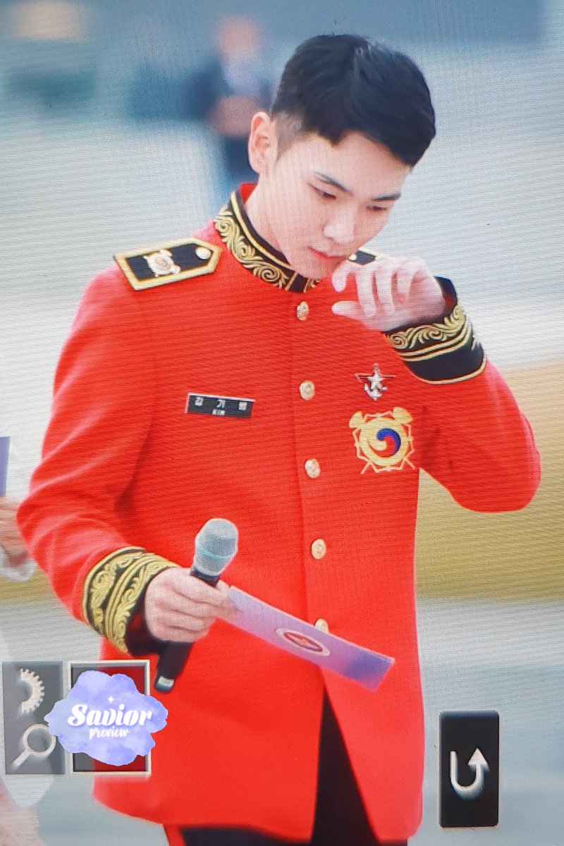 SAVIOR_525's tweet photo. 191102- 현충원 가을 열린음악회

아 ㅠ 진짜 사랑해
#샤이니 #SHINee #키 #기범 #Key https://t.co/G7hksRd6cR