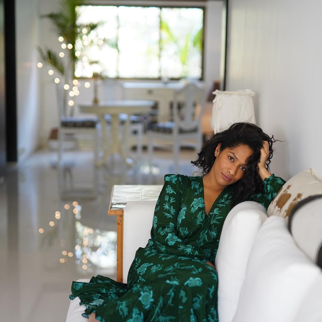 TimesFashionWk's tweet photo. Happy Birthday @MasabaG and thank you for not sticking to stereotypes and showcasing the best of what you love!🌙🎇
#FromTheFeed #MasabaGupta #HappyBirthday https://t.co/D0BBtjfT4H