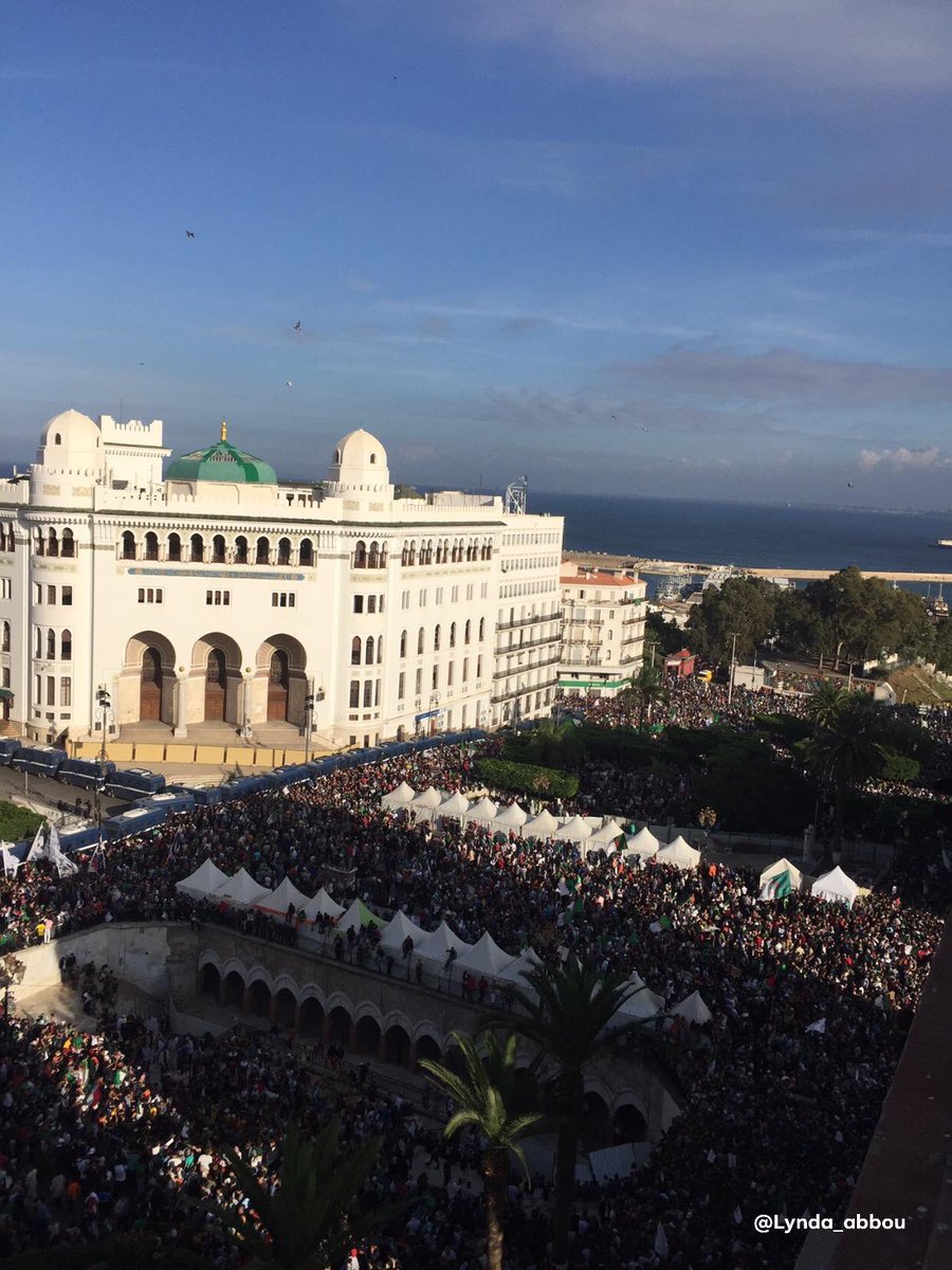 lynda_abbou's tweet photo. #Tafoura #Pasteur #GrandePoste
الصور التي التقطها امس لبعض العناصر القليلة التي وجدتها بصعوبة في العاصمة !
Les photos des quelques éléments difficilement repérés hier à Alger ! https://t.co/zwm8SLaGbo