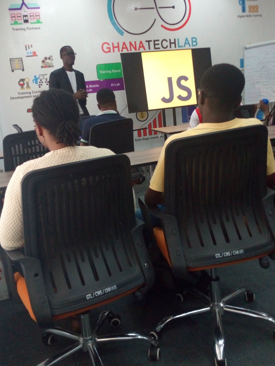razakhamid2's tweet image. Community leader Js Space @suadikinfo
#JsSpace
#IoTNetworkHub
#GhanaTechLab