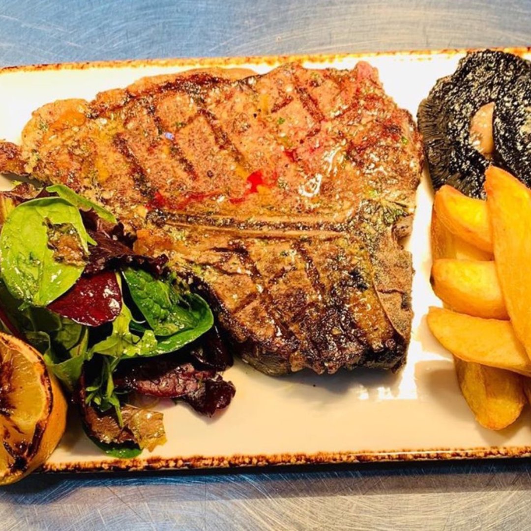 16oz T-Bone Steaks now @thepalmerstondulwich #tbonesteak #steakheaven #bigappetite #eastdulwichlife