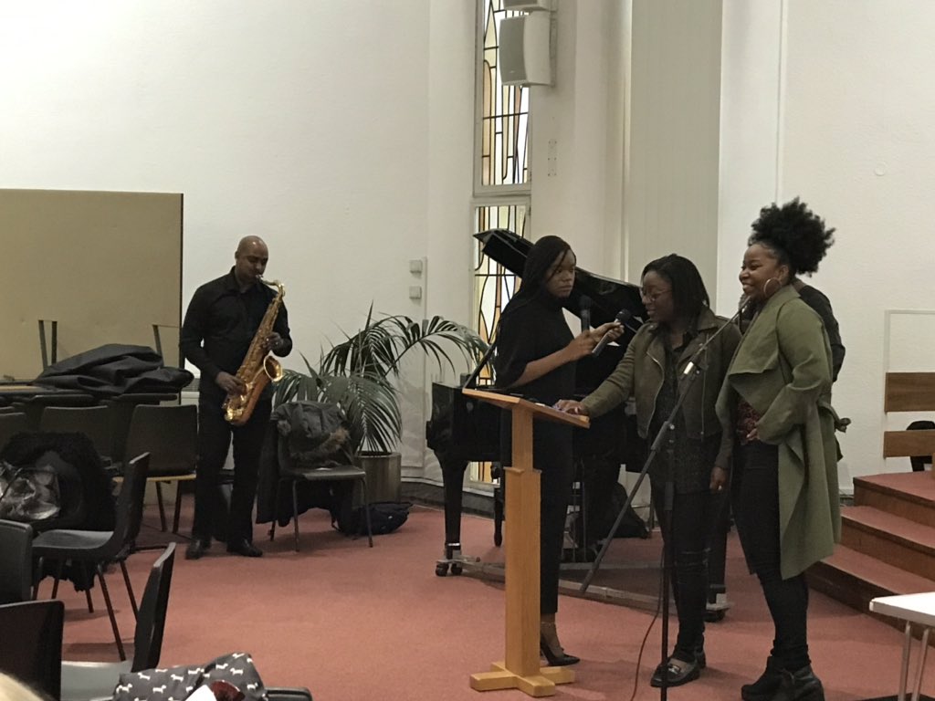 BeckyLStephens's tweet photo. Excellent vibe at @TheDebGathering this morning #womenleaders @sharonteresa2 https://t.co/DQ3zg3Ikdm