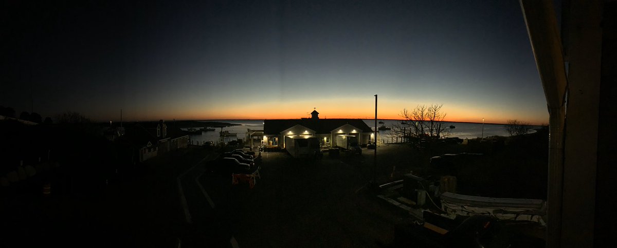 HMCHATHAM's tweet photo. Good morning from the Chatham Minicipal Fish Pier! https://t.co/RBzKJLCs2q