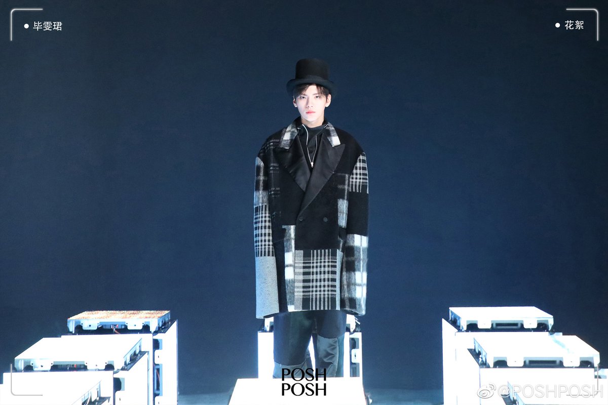 PresidentWenjun's tweet photo. 📷 POSHPOSH x 毕雯珺: Exclusive Highlights💖 (1-3)

#BIWENJUN #비원진 #毕雯珺 #ปี้เหวินจวิ้น https://t.co/Axw5n235BX