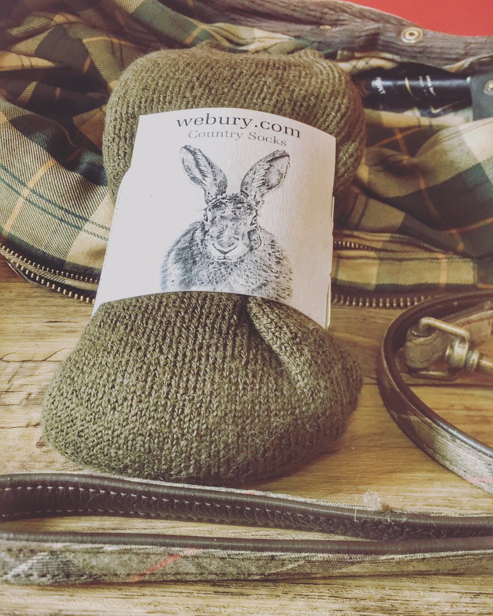 rog_w's tweet photo. I was looking for some thick socks 🧦 to wear with my wellies and @webury recommended and sent me a couple of pairs of their Countryman long wool boot socks. These will be put through their paces over the next few weeks (literally!) 
#countrywear #socks #outdoorlife #gifted https://t.co/9Q7fcknFzh