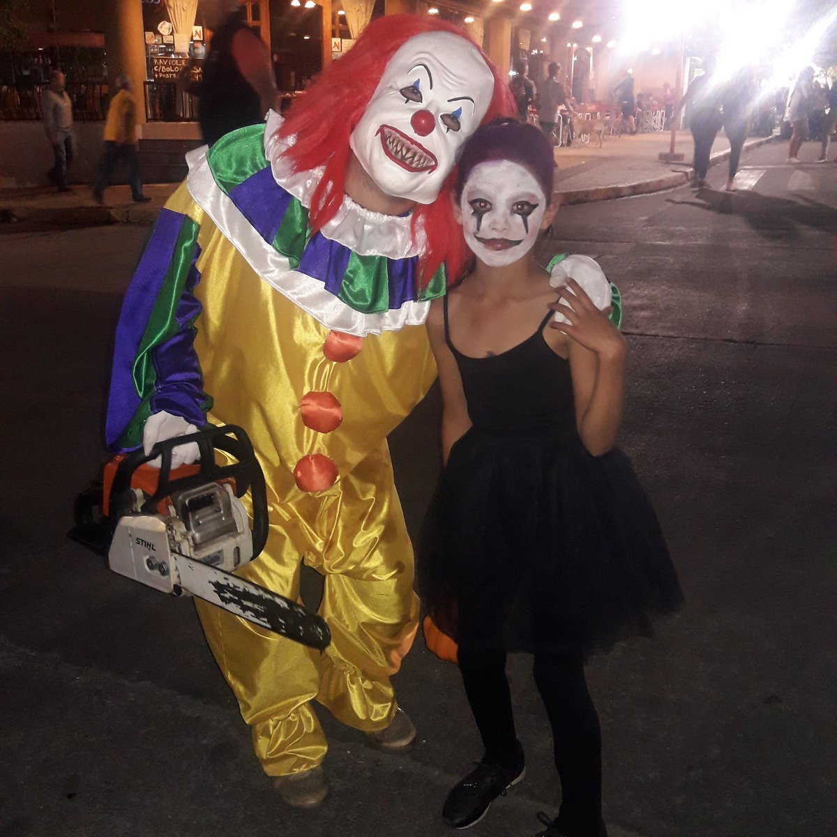 eli22navarro's tweet photo. #estefinde festejando Halloween con mi pequeña Felicitas en Cosquin!!! Buen finde!! https://t.co/yCnAmEnHKV