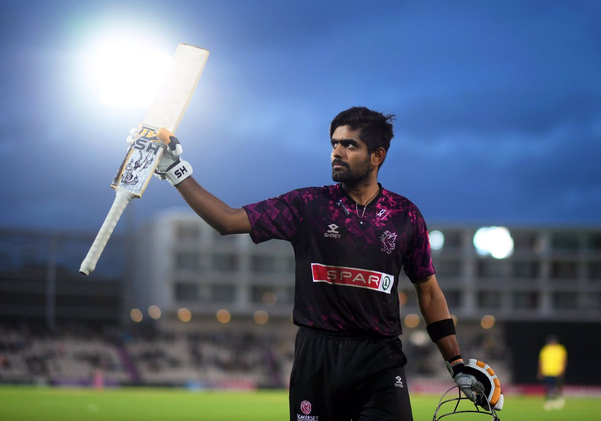 SomersetCCC's tweet photo. Good luck to @babarazam258 in his first IT20 series as captain 👊

#WeAreSomerset https://t.co/eHMH7fTIMR