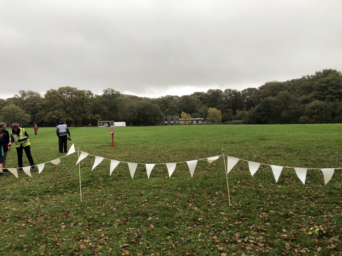 crassell2's tweet photo. #fscparkrun - Wow! Very wet and cold but great sense of community at Moreton in Marsh park run today. I came 40th (don’t ask about the time!) -amazing 65 runners total with great and friendly volunteers! Livewell in the Cotswolds @MidEssexCCG @chelmsparkrun @parkrunUK https://t.co/dVi1qgdR4L