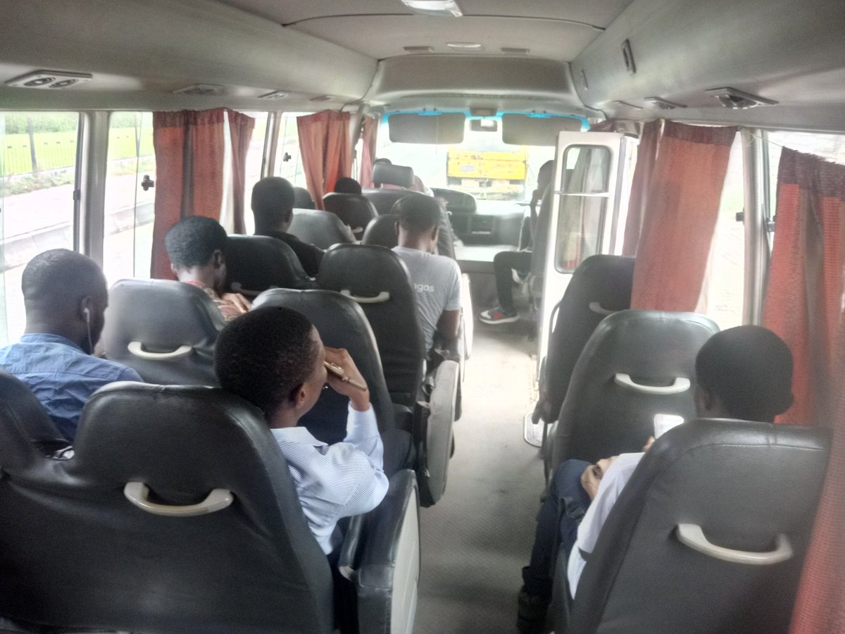 WeMoveCo's tweet photo. Quality transportarion Check!
#Devfest #Devfestlagos https://t.co/JEt9RP9cZ1