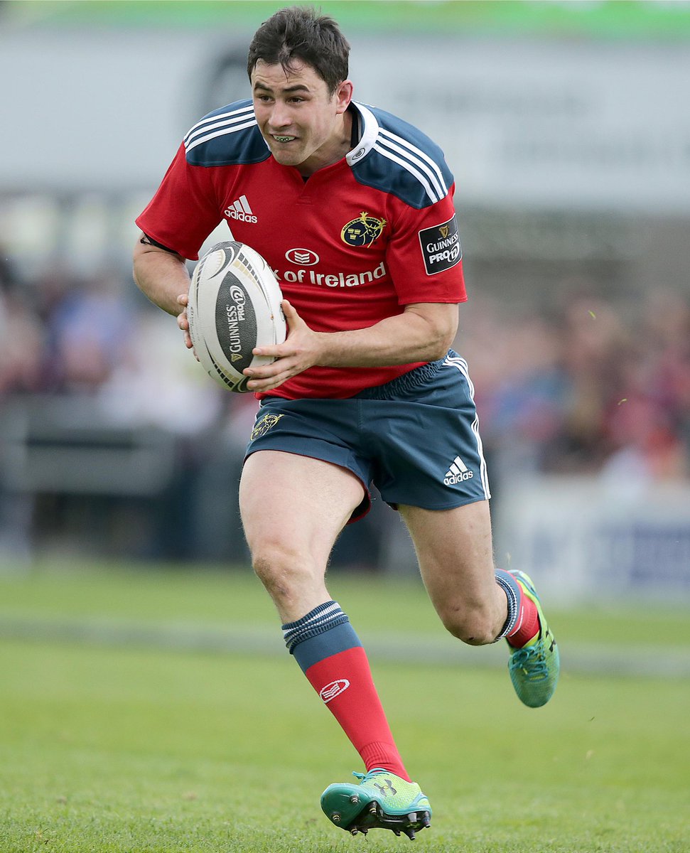 Munsterrugby's tweet photo. Could you be any happier for this guy?!

@FelixJones15 misses out on playing in a World Cup, and now wins a #RWCFinal as a coach 🇿🇦! 

Enjoy the well deserved celebrations Felix from all in red 👏🚩🔴

#RWC2019 #MunsterFamily #SUAF 🔴 https://t.co/6iTKd80xk5