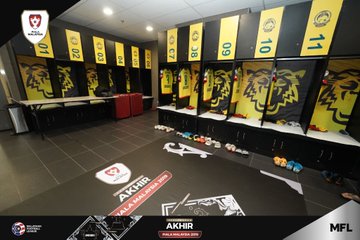 View image on Twitter