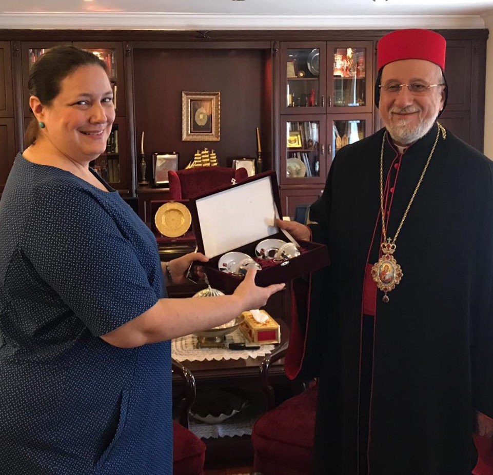 USConsIstanbul's tweet image. Metropolit Yusuf Çetin ile bir araya gelen #BKDarnell, Cumhuriyet&apos;in ilanından bu yana yapılan ilk kilise olacak Mor Efrem&apos;in inşasında kaydedilen gelişmeden dolayı tebriklerini iletti ve Türkiye&apos;deki Süryani Ortodoks cemaati hakkında bilgi aldı. #DiniÖzgürlükler