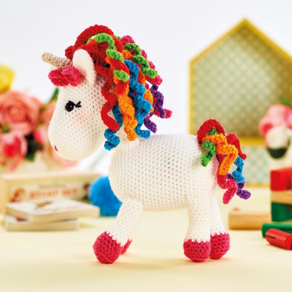 makeandsewtoys's tweet photo. Any unicorn fan would be delighted to find Crystal waiting for them on Christmas morning! This delightful character from Sarah Louise Read (@stitchwitch666) has a beautiful rainbow mane and tail, making use of your most vibrant yarn! 

Find the pattern in our latest issue! 🦄✨ https://t.co/EdICcciz7L